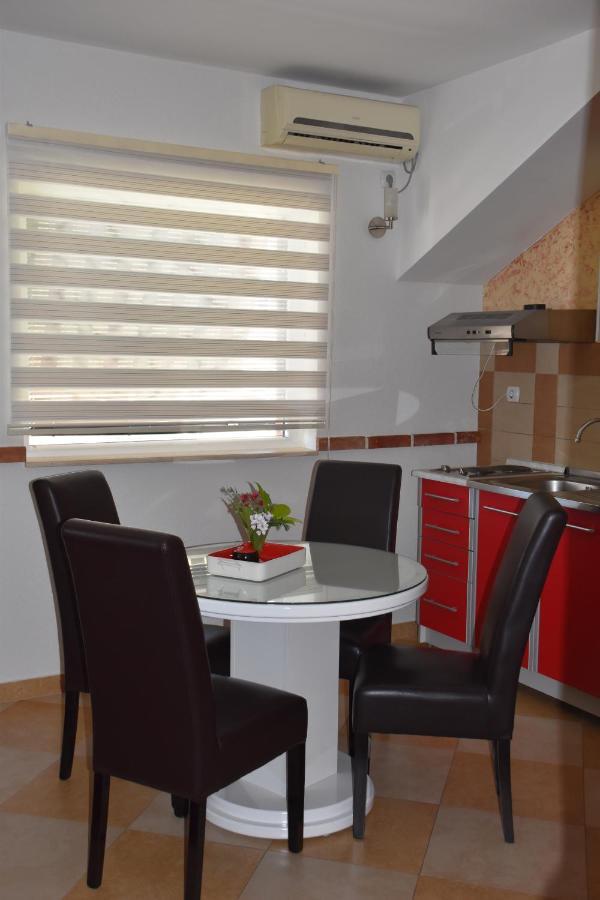 Apartments Scepanovic Тиват Екстериор снимка