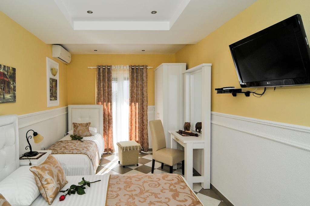 Apartments Scepanovic Тиват Екстериор снимка