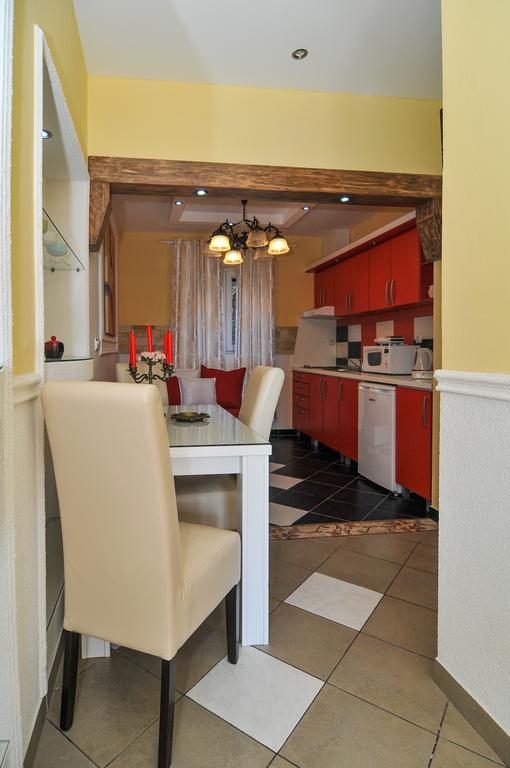 Apartments Scepanovic Тиват Екстериор снимка