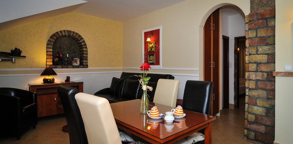 Apartments Scepanovic Тиват Екстериор снимка