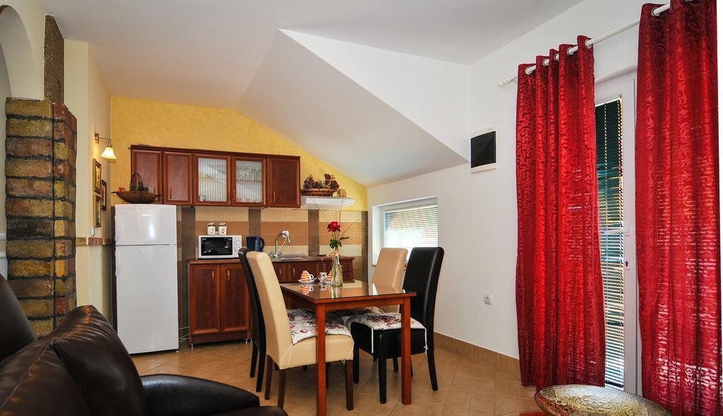 Apartments Scepanovic Тиват Екстериор снимка