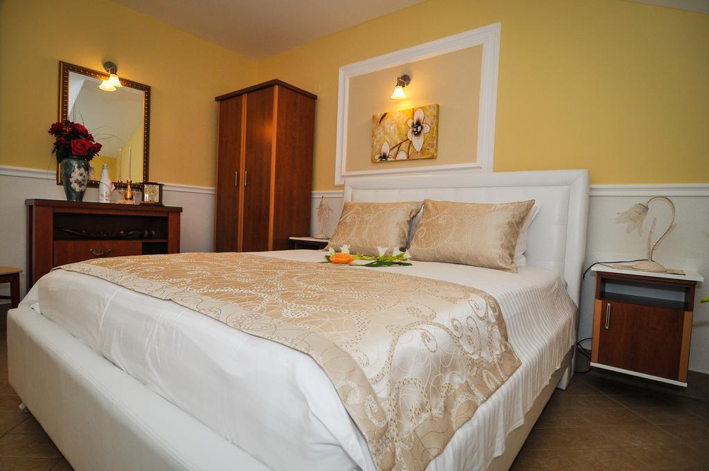 Apartments Scepanovic Тиват Екстериор снимка